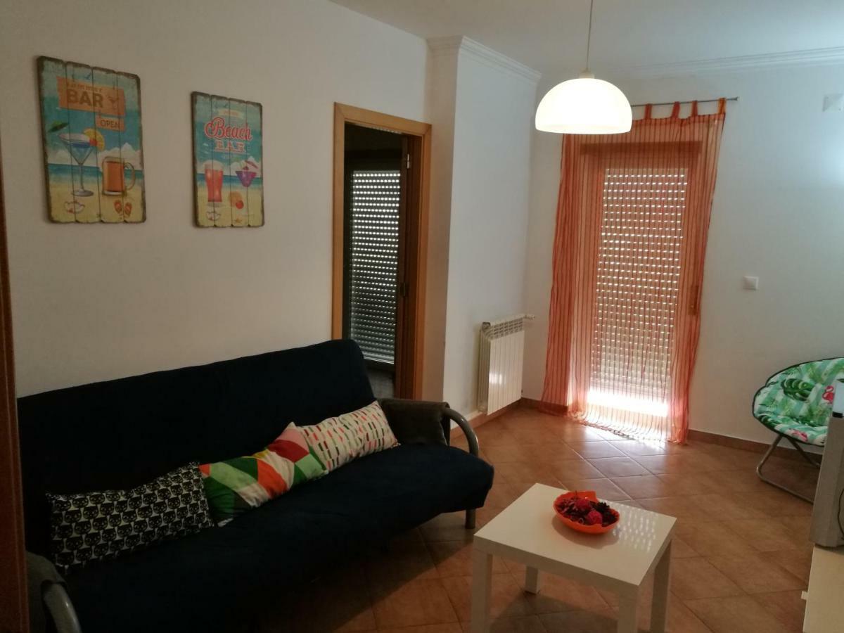 Sao Martinho Do Porto Apartment *